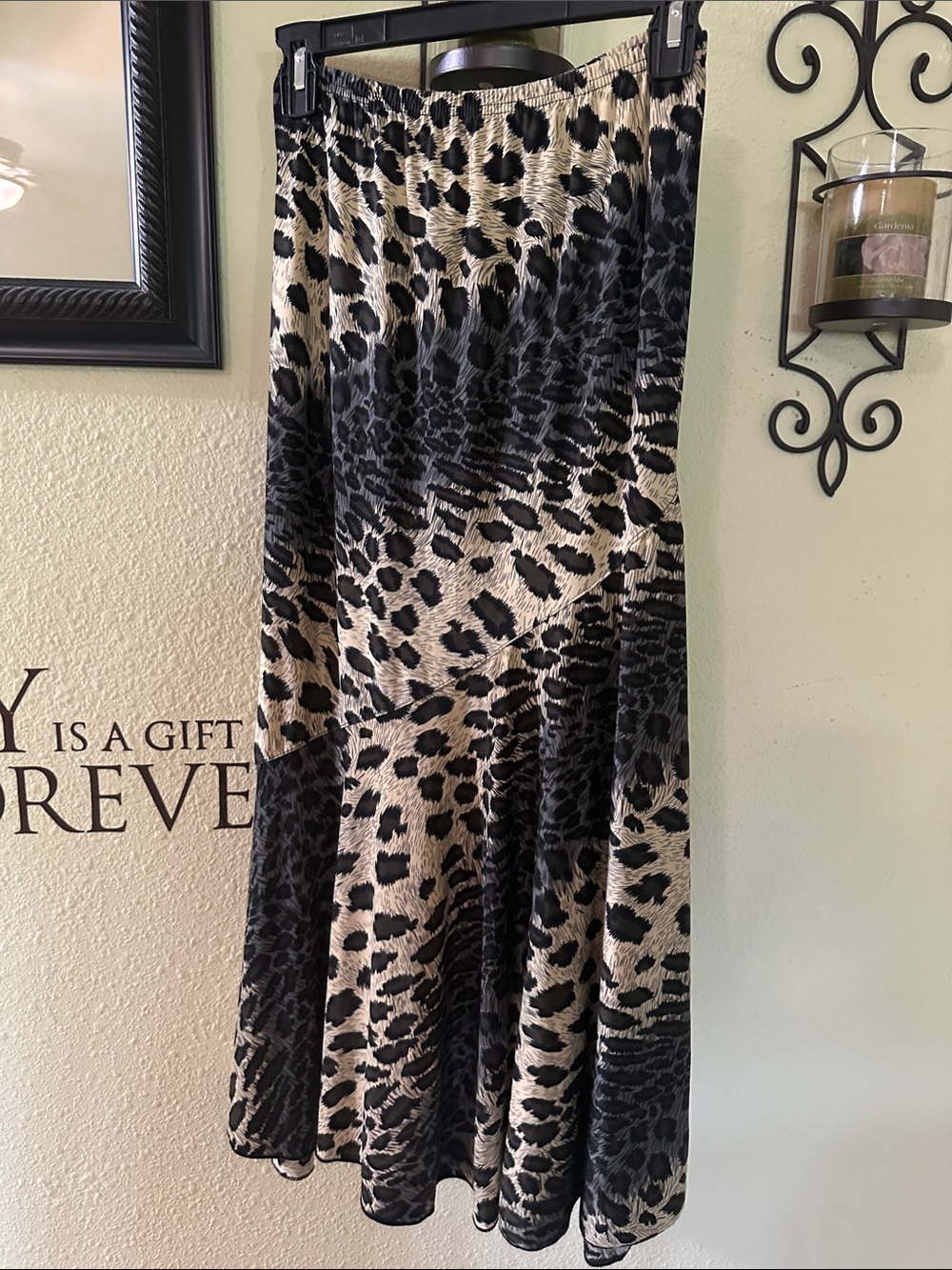 NWOT Metro Wear Leopard Maxi Skirt